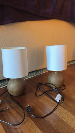 matching lamp set