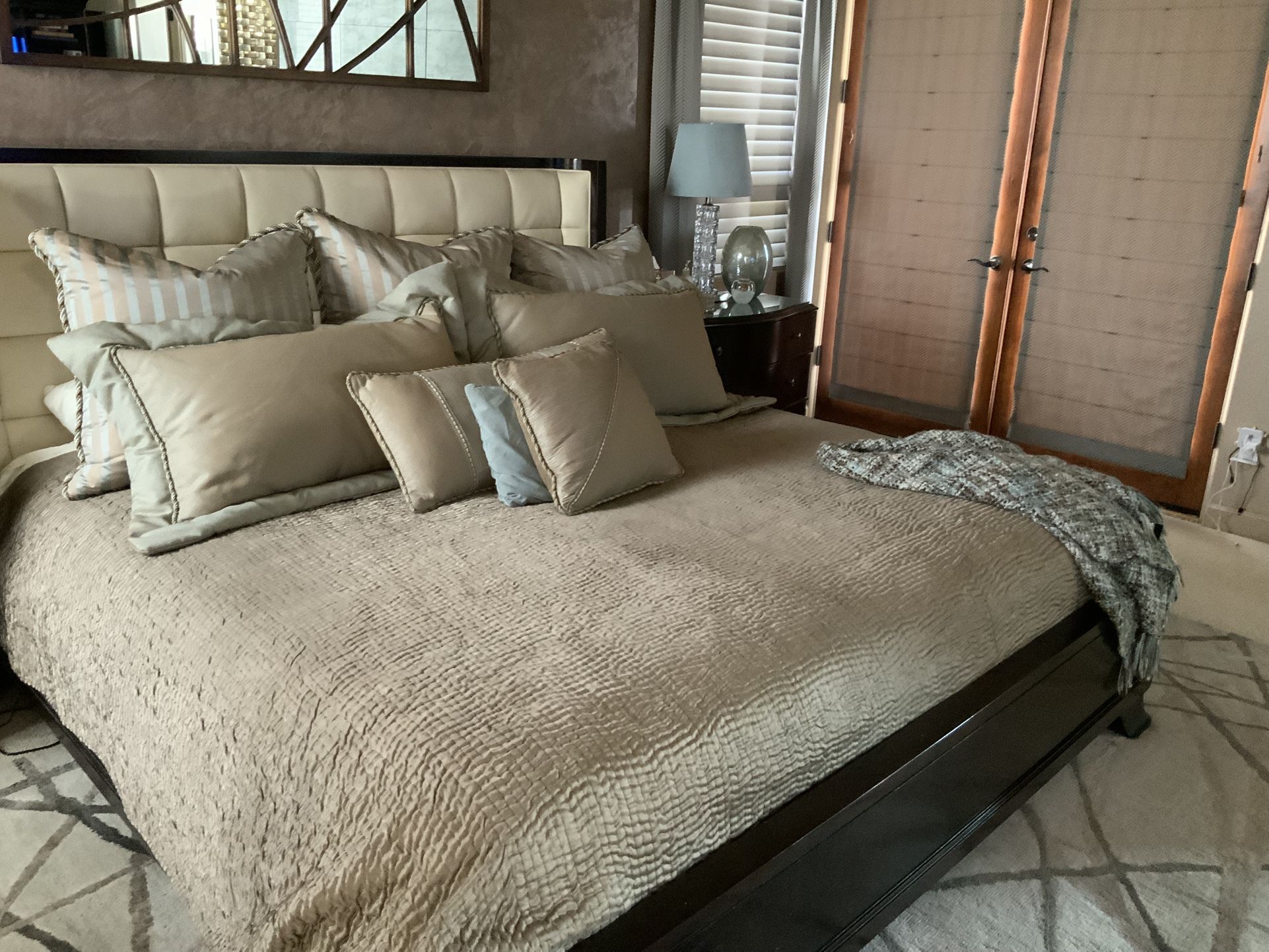 King Bedroom Set