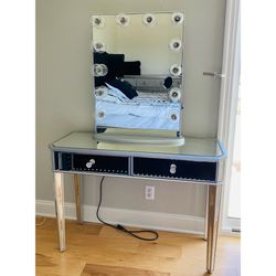 🔥SALE Gorgeous Hollywood  Mirror vanity & Mirror Table Desk  2 drawers 