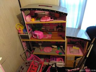 Doll House