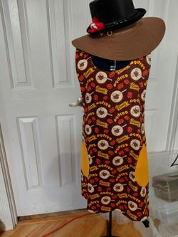 Hand made cross back cotton double sided pocket apron