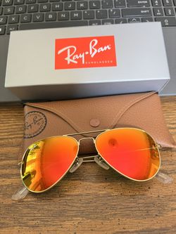 RAY BAN AVIATORS 58mm. GOLD FRAME WITH ORANGE FLASH MIRRORED LENSES. BRAND NEW. 