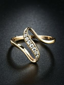 Lady 18k Gold Filled Ring