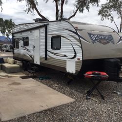 2018 Forest River 25’ toy hauler trailer