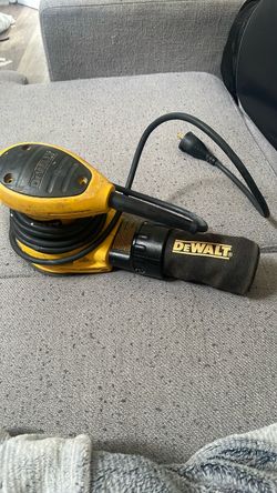 30$ Dewalt sander