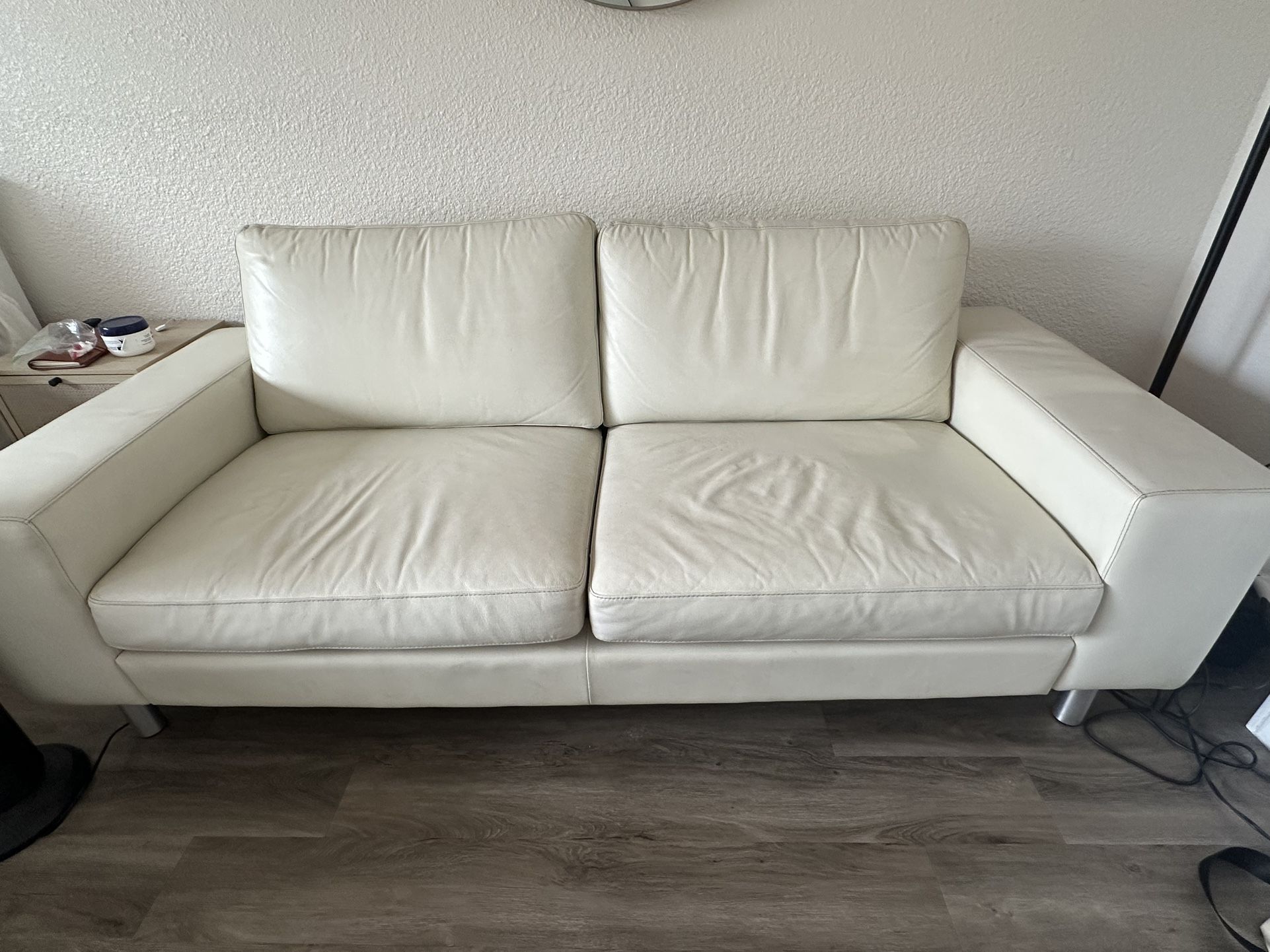 White Leather Sofa 