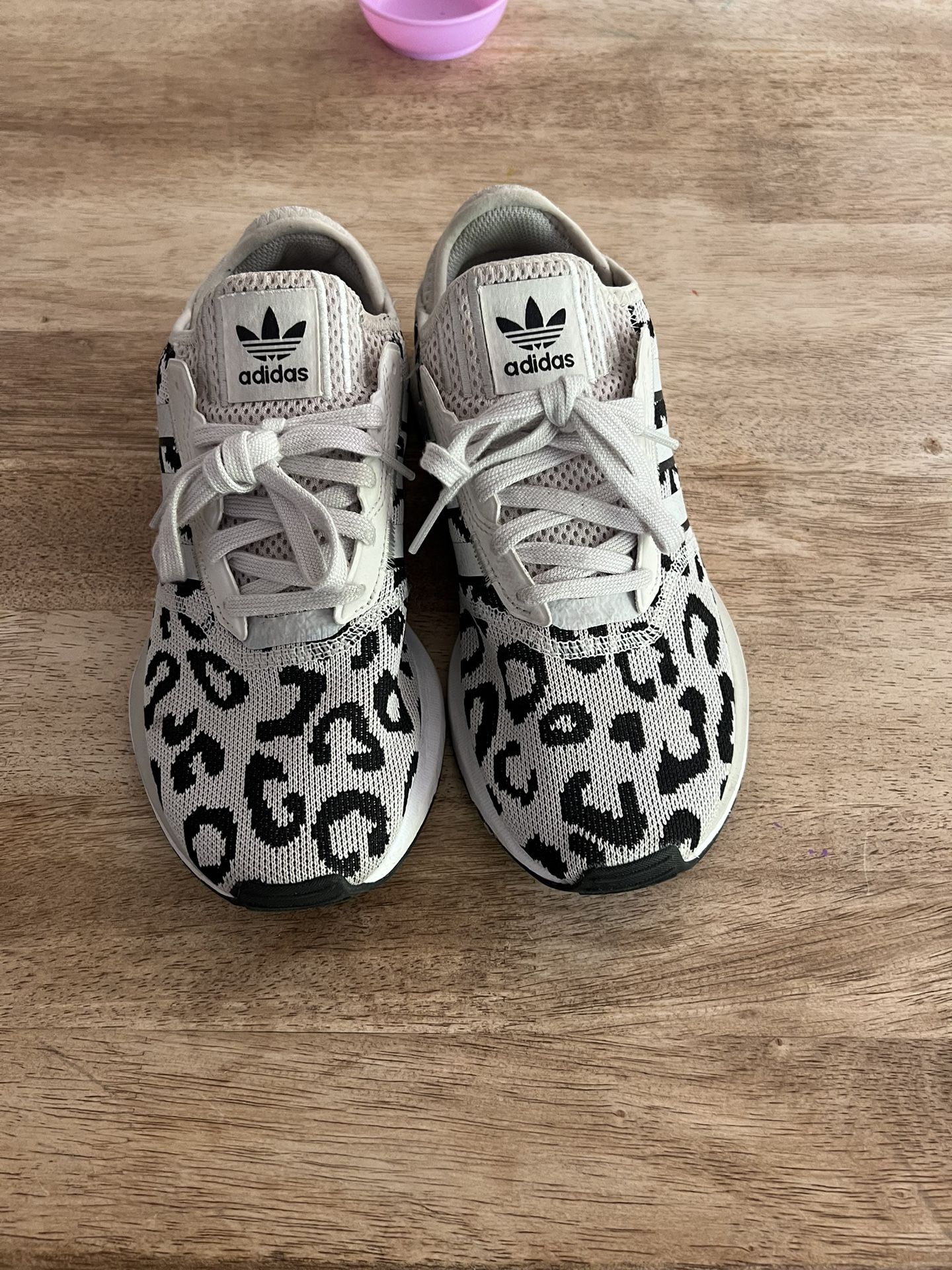 Adidas Swift Run X Leopard Print Running Shoe H01906 Women's Size