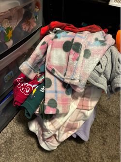 Baby girl 2t clothes