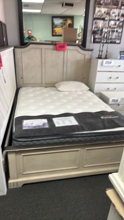 Queen bed