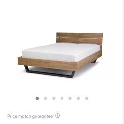 ARTICLE Tiaga Oak Bed