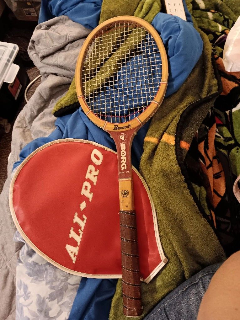 Tennis Club
