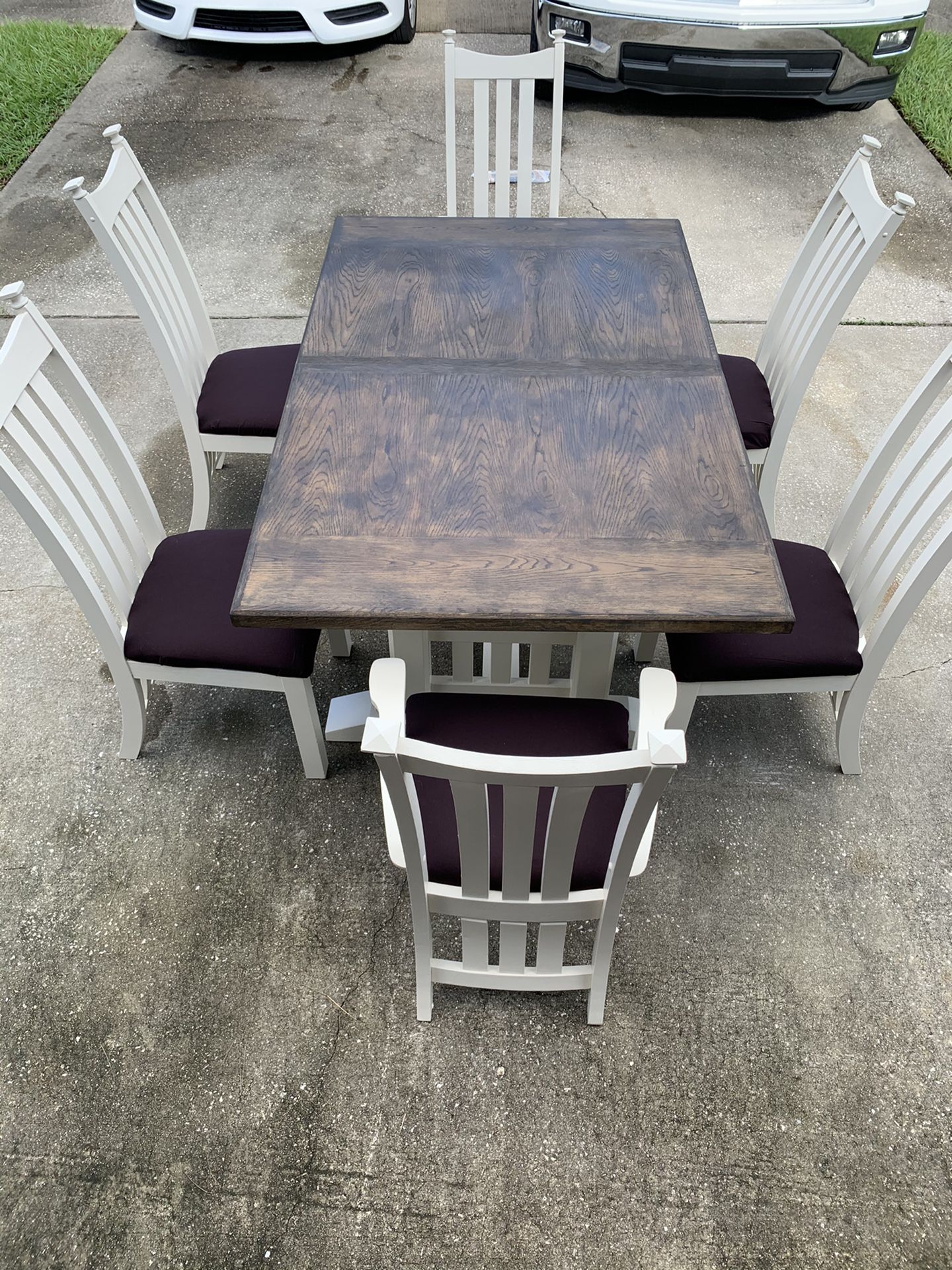 Farmhouse Dining Set (6 Chairs)