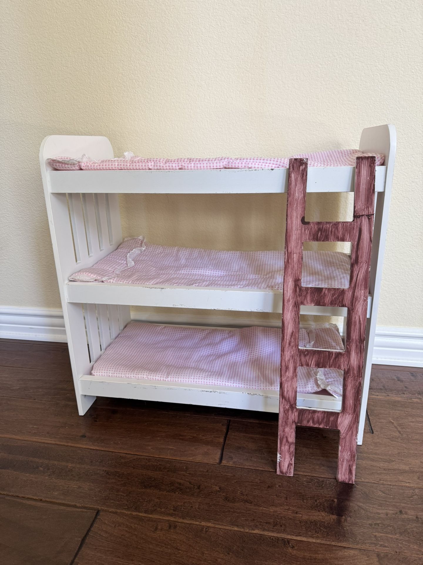 Badger triple Bunkbed For Dolls
