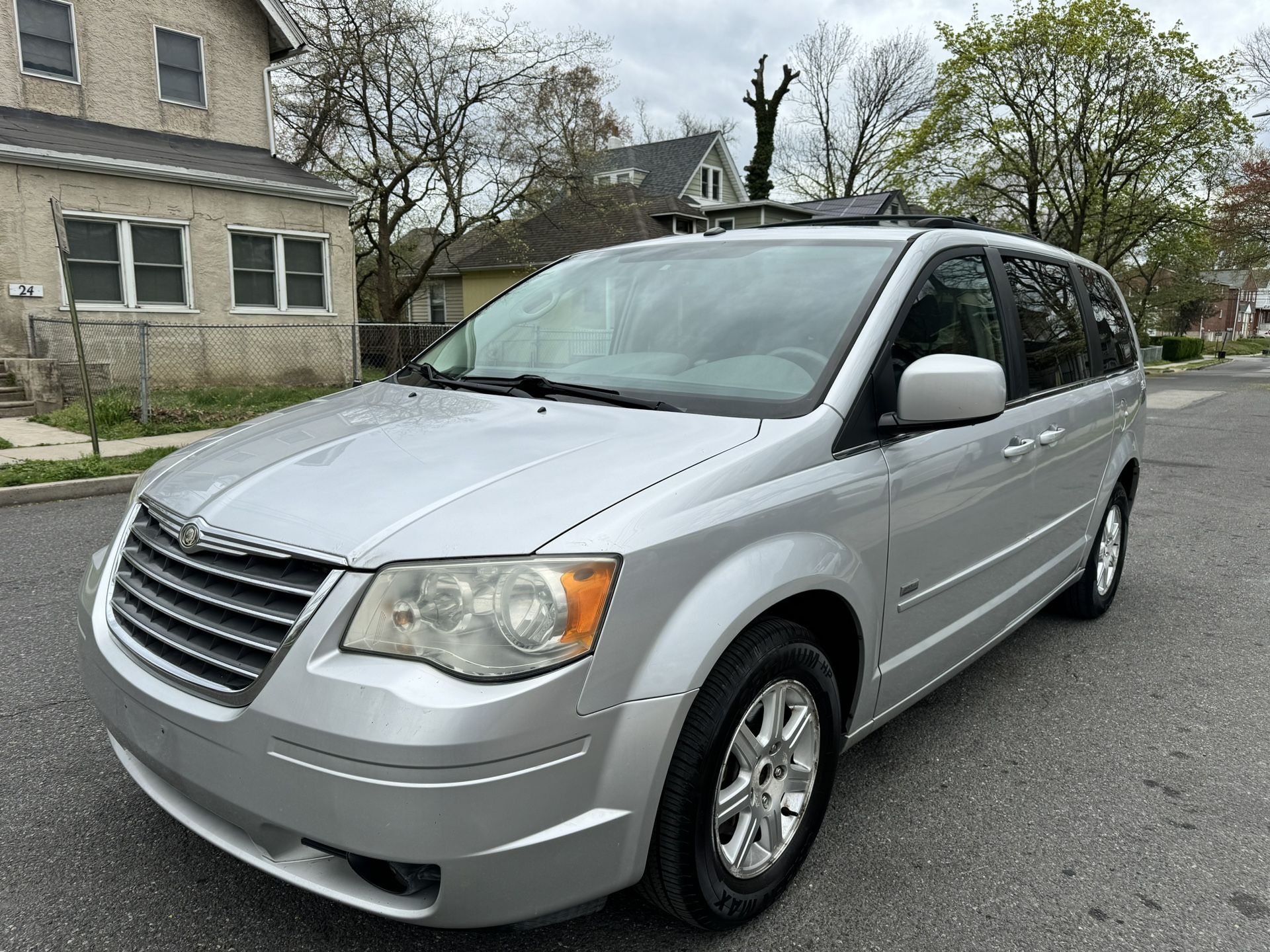 2008 Chrysler Town & Country