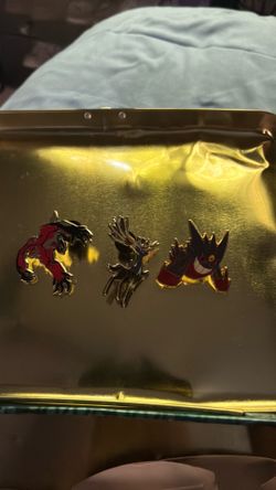 Pokémon pins