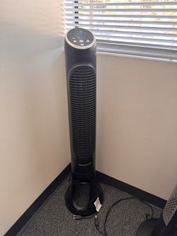 Honeywell Quietset 8-Speed Whole-Room Tower Fan