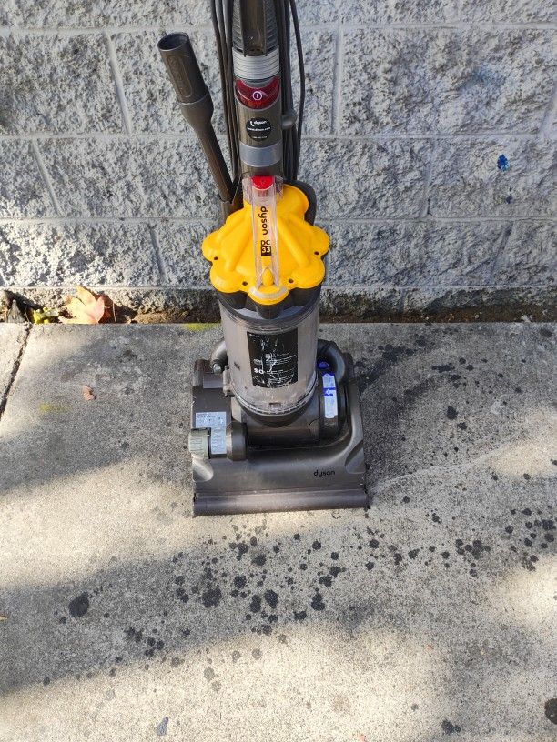 Dyson Vacuum
