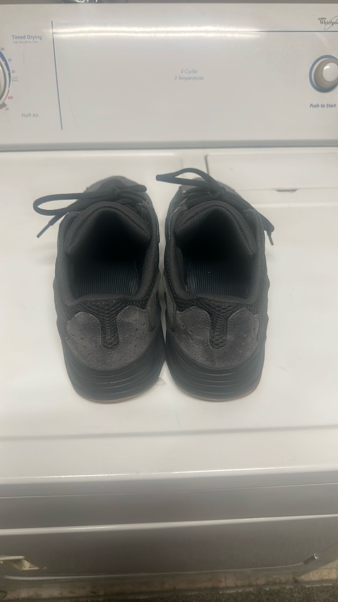 Yeezy 700 
