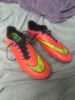 Size 10 hypervenoms
