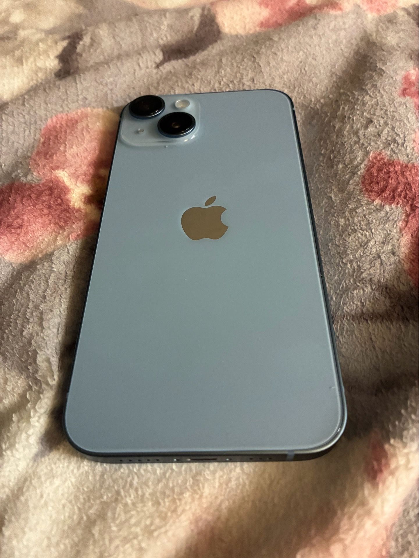 Blue iPhone 14 128gb Metro pcs or T-Mobile excellent condition