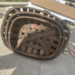 Tobacco baskets - Wall decor set - $10