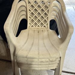 Plastic Stackable Chairs 