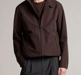 Vince Band Collar Windbreaker in Arabica