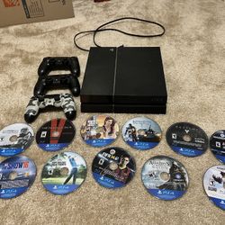 PS4. Three Controllers. 11 Games 