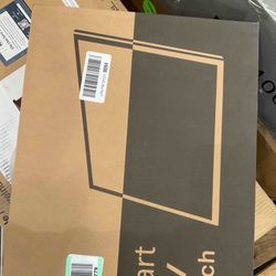 20 Inch Smart Tv Bnib ! 
