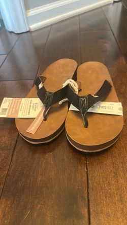 Women’s Feelgoodz leather flip flops