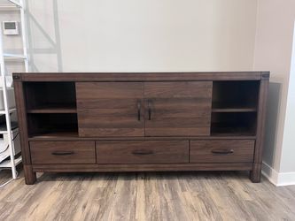 Dark Wood TV stand with Black Ring Pulls