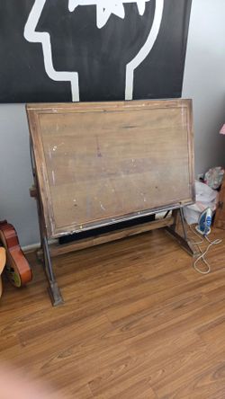 Drafting table