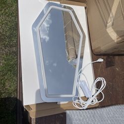 Light Up Vanity Mirror