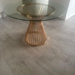 Table & Bed