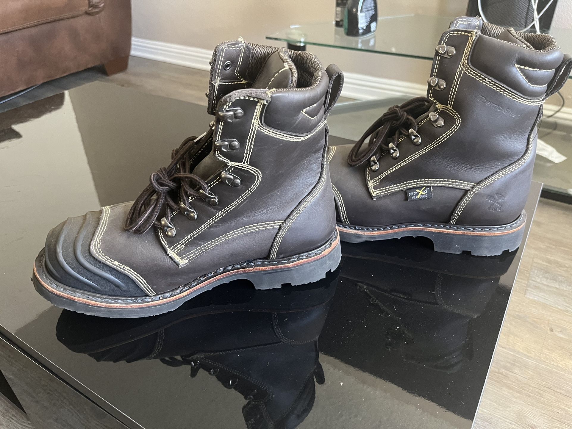 Iron Age Thermal Shield Boots Size 8