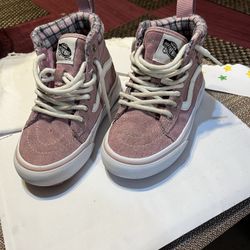 Vans Girls Size 12.5 Excellent Condition 