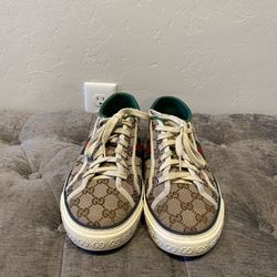 Gucci Shoes 