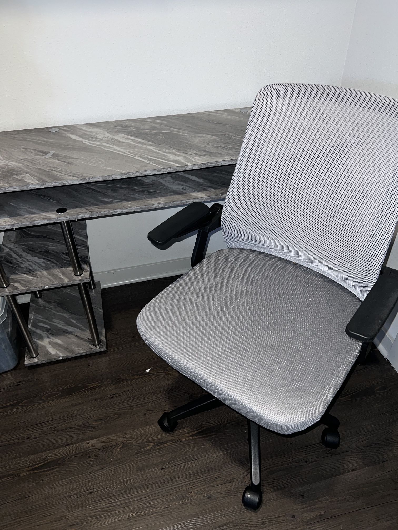 Desk & Chair