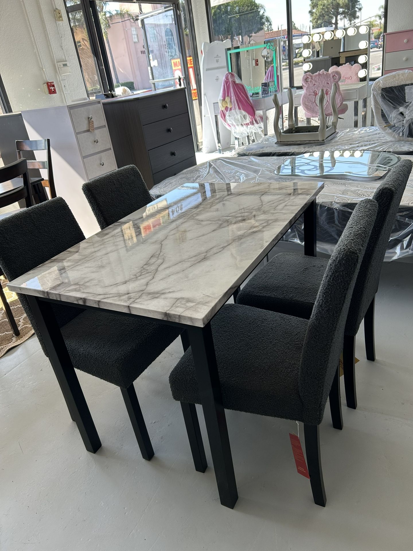 Dining Table Set 43”long X 28” Deep X 30” High
