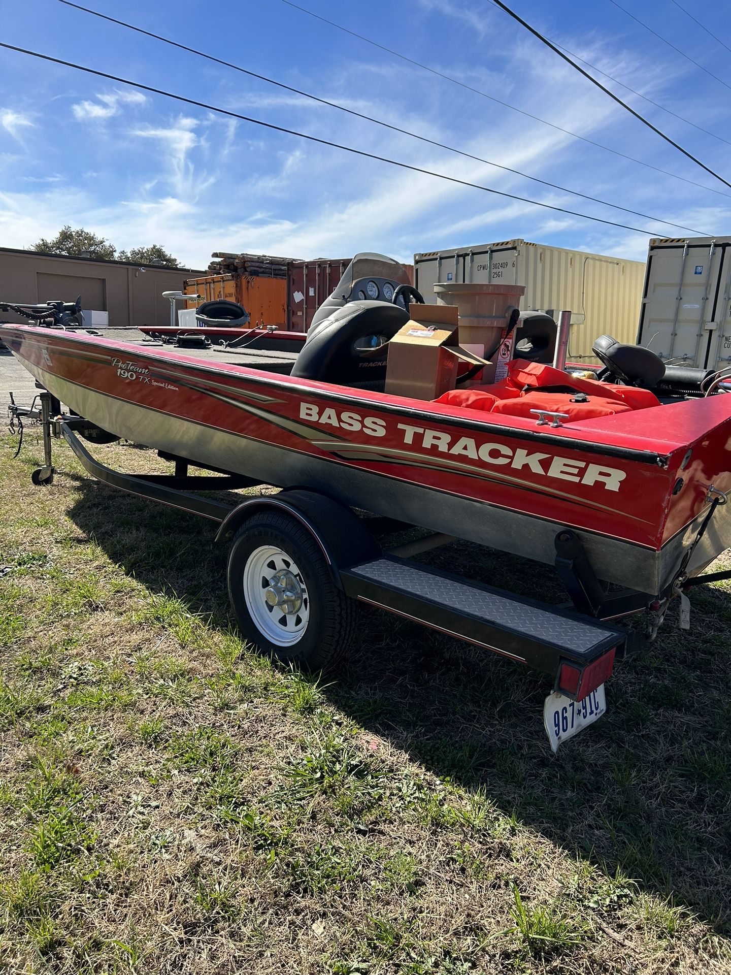 2008 19’ Bass Tracker