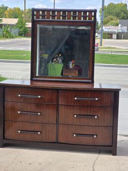 DRESSER WITH MIRROR