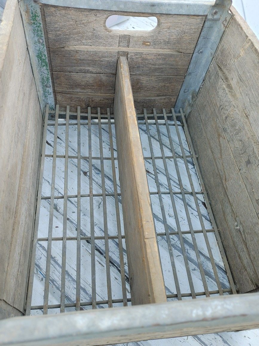 1947 vintage Wood Crate GOLDEN SATE