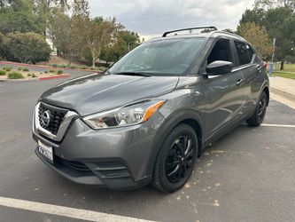 2019 Nissan Kicks S