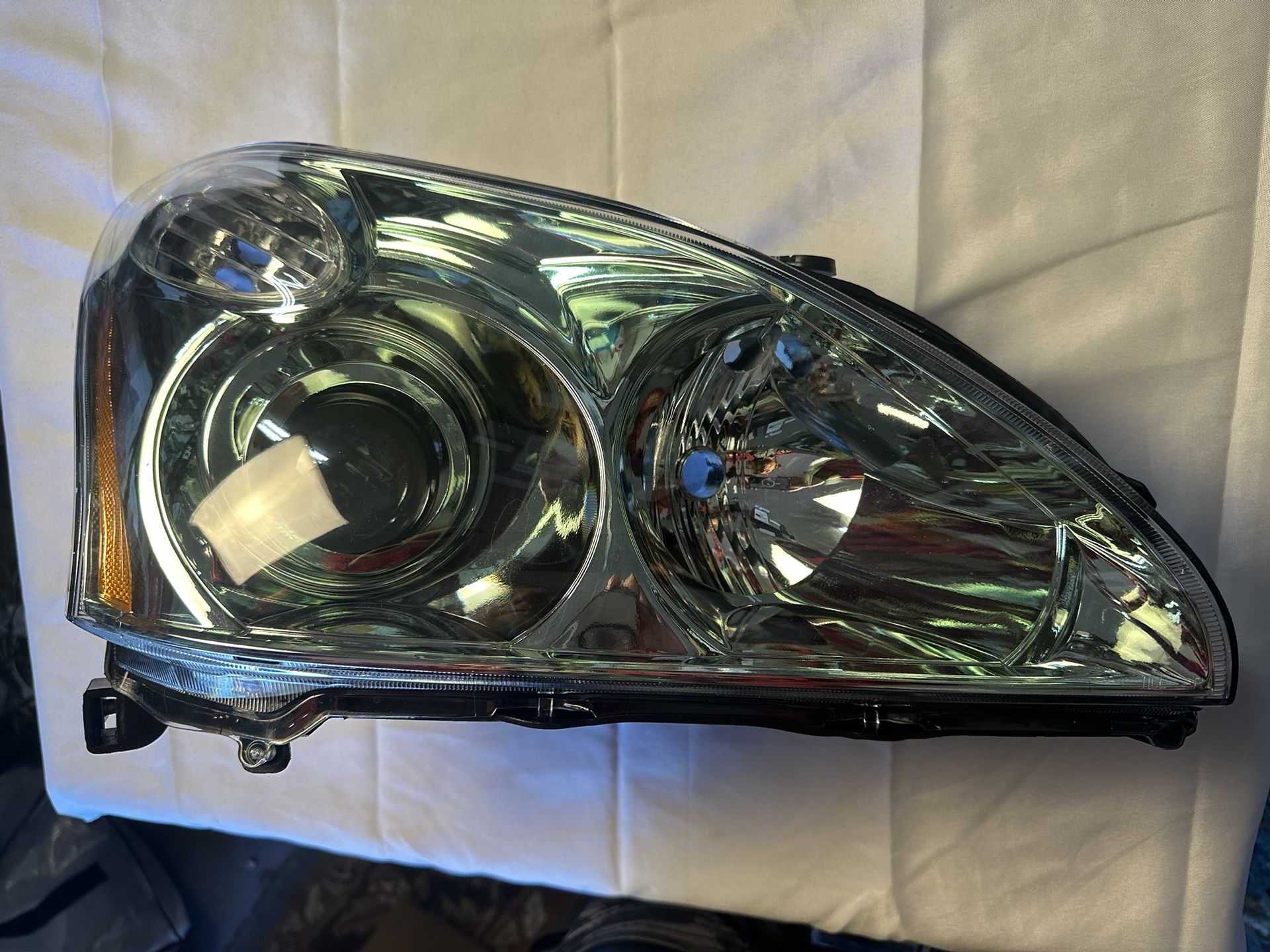 Headlight For 2004-2009 Lexus RX330 RX350 RX400h Passenger Side