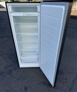 Stainless Steel Upright Freezer With Delivery 