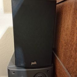 Polk  bookshelf speakers