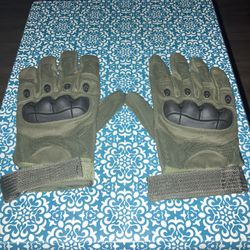 Large Sports & Outdoor Gloves 