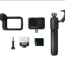 GoPro 11 Creator Edition Complete Kit  2 batteries & recharged + extras