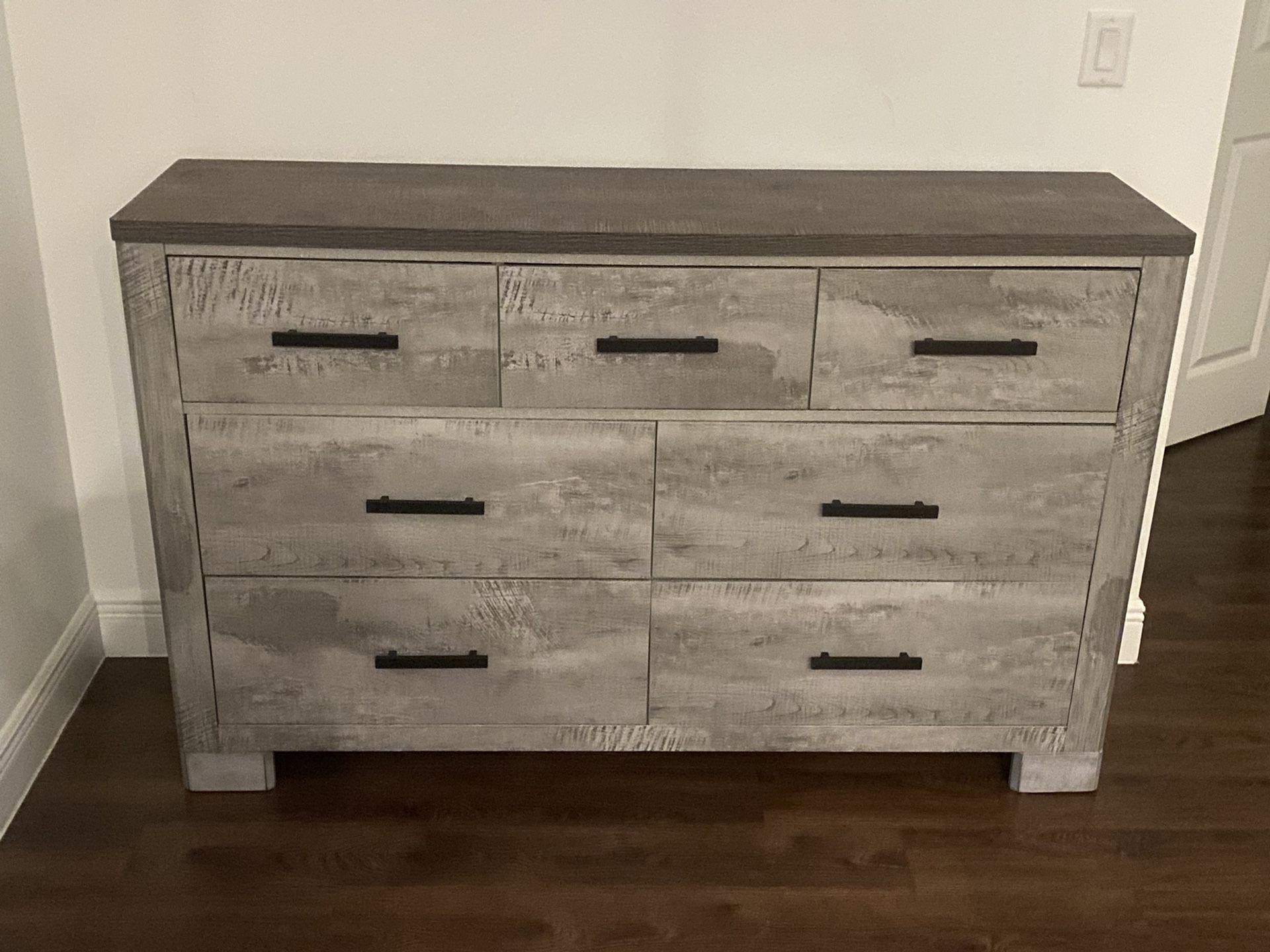 Dresser - Grey -5 Feet - OBO
