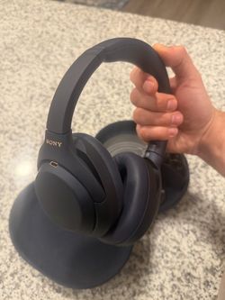 Sony WH-1000XM4 Wireless Noise-Canceling Headphones